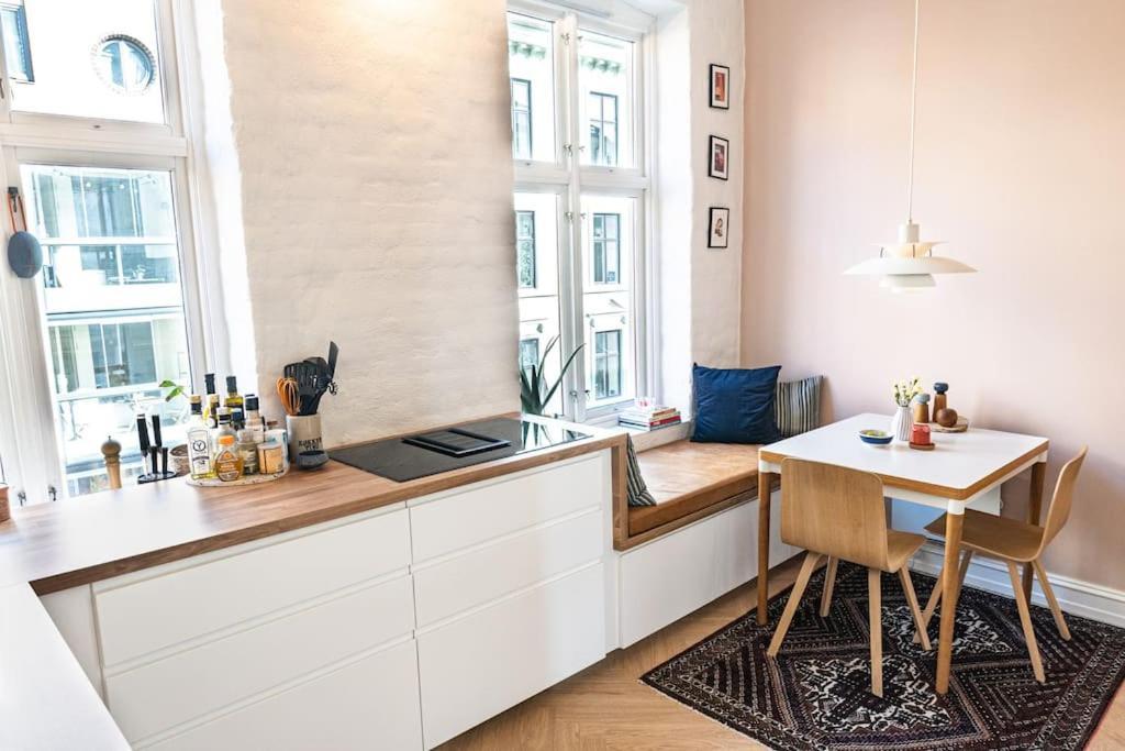 Attraktiv Og Klassisk Leilighet Midt I Oslo, 80M2 Apartment Екстериор снимка